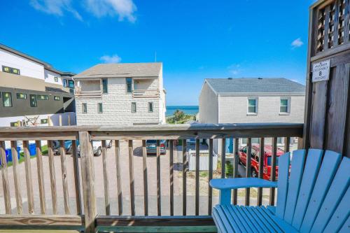 Sojourn's Sea Views with Balcony Sleeps 10 — 4-Star Luxury Hotel in Virginia Beach, United States
