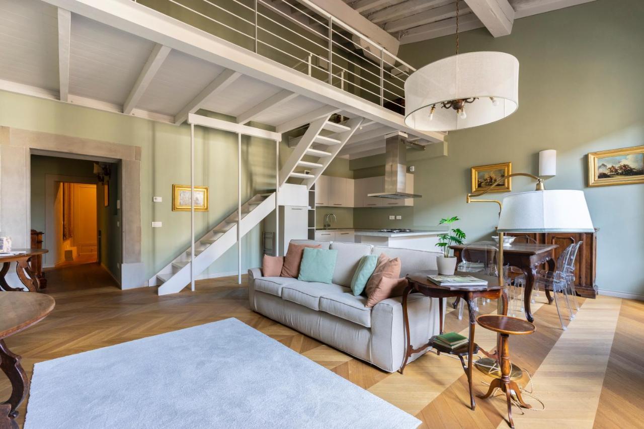 Penthouse in Palace Strozzi — 4-Star Luxury Hotel in Florence, Italy