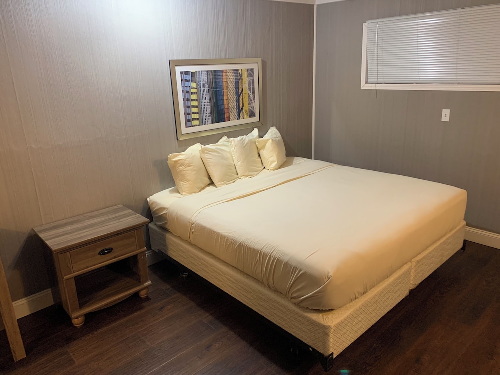 Sawmill Lodges Motel - photo 4