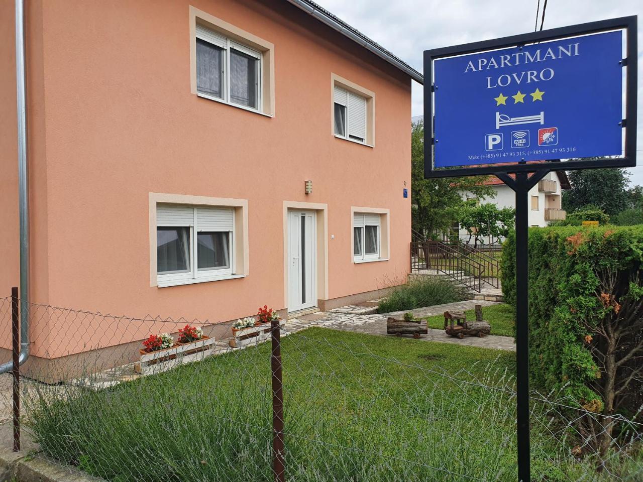 Apartmani Lovro - carbon neutral hotel in Unknown City