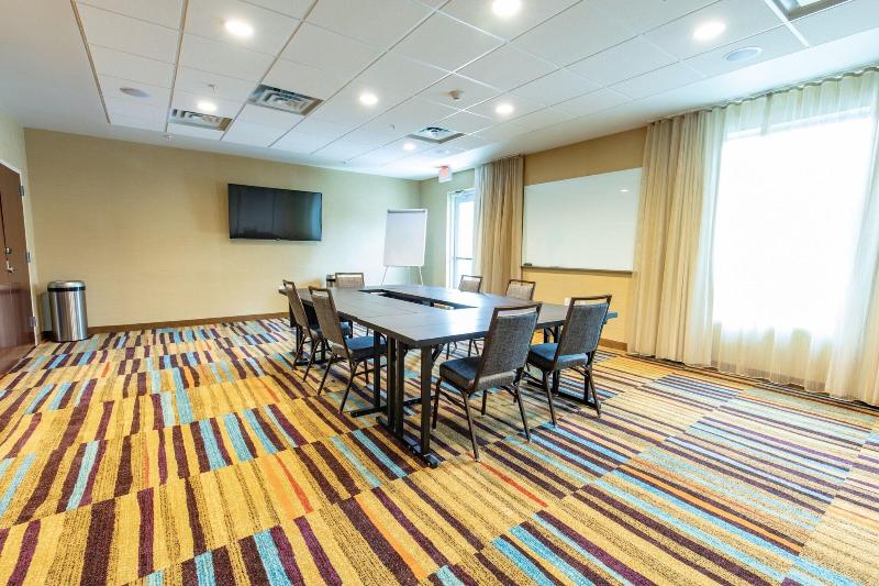 Fairfield Inn & Suites by Marriott Atlanta Woodstock - photo 79