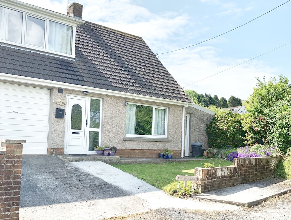 Little Mead in Tenby, United Kingdom