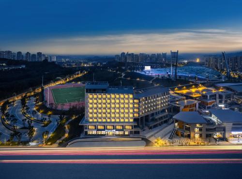 Atour Light Hotel Chongqing Hechuan Sports Center — hotel in Hechuan
