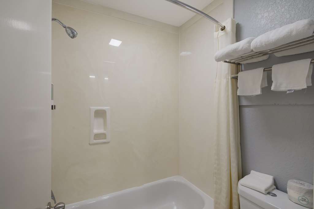 Americas Best Value Inn Buda Austin S - photo 25