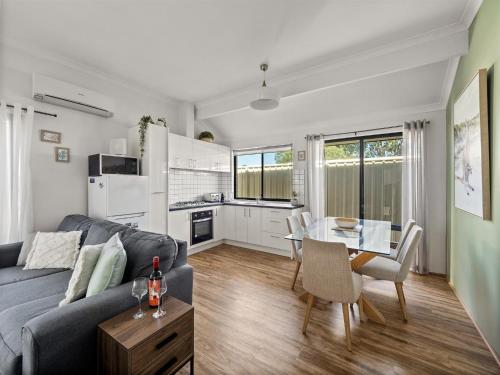 Tootys Place — Margaret River