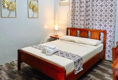 RedDoorz at Gracia’s Calzada Inn Camiguin in Mambajao, Philippines