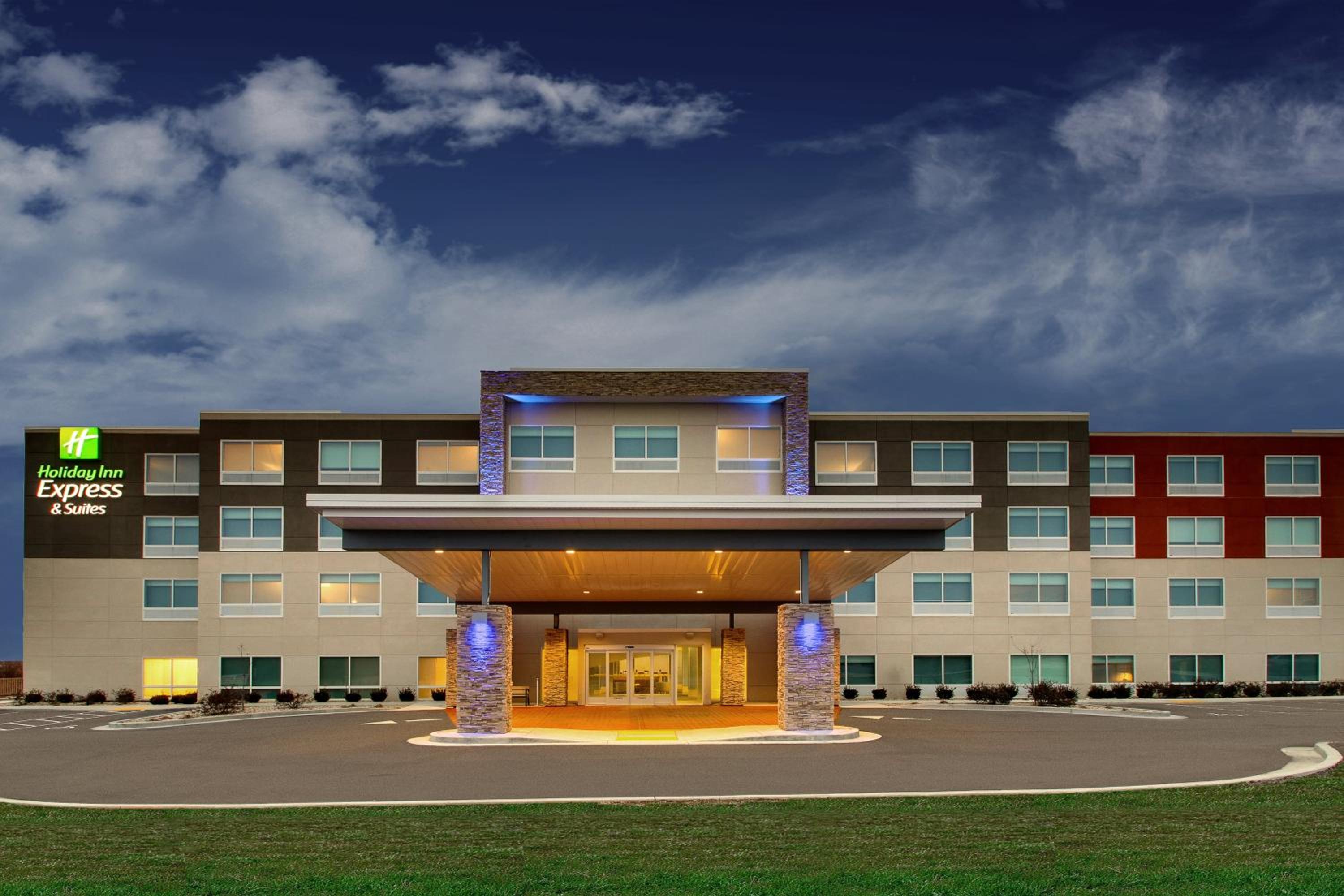 Holiday Inn Express & Suites Mt Sterling North by IHG - photo 86