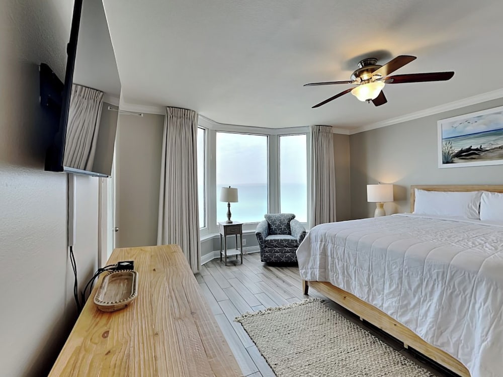 Emerald Beach Resort by SVR II - photo 10