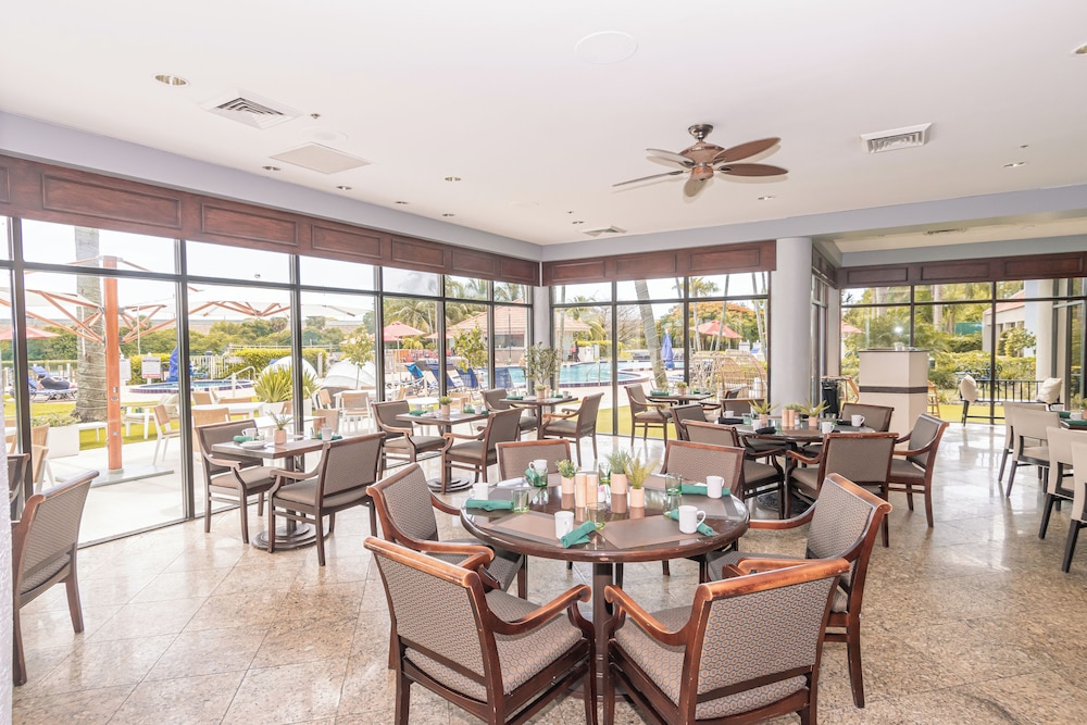 Hilton Palm Beach PBI - photo 119