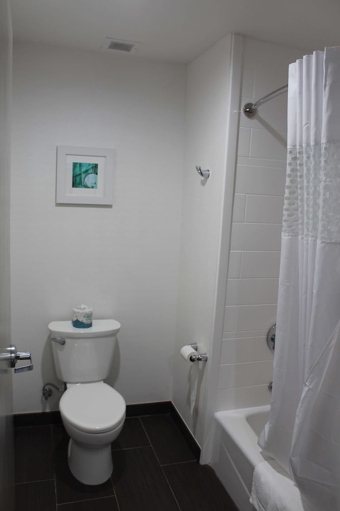 Hampton Inn & Suites Guthrie - photo 19