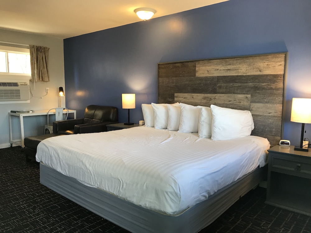 Coyote Mountain Lodge - photo 11