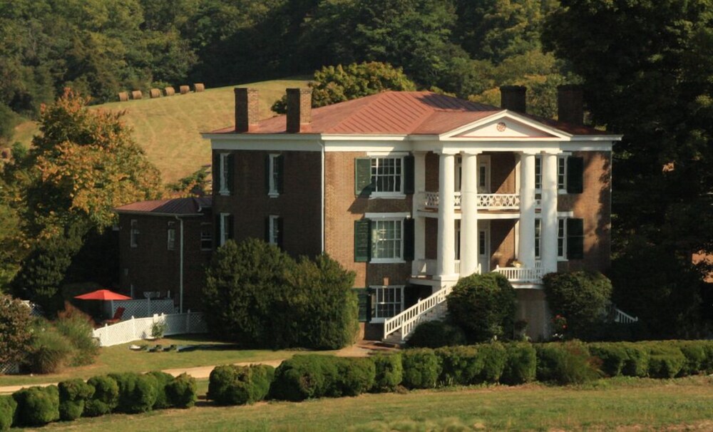 Maple Hall Inn — Lexington