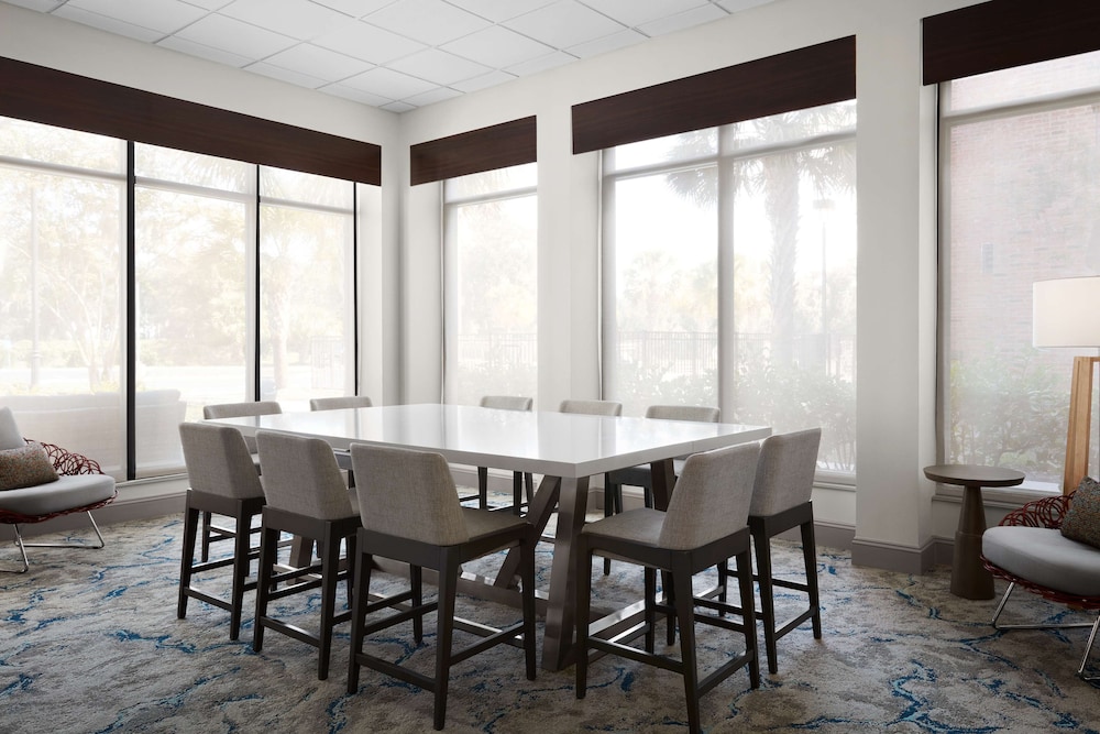 Hilton Garden Inn Beaufort - photo 3