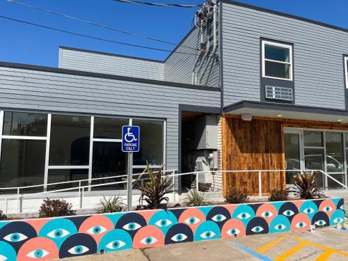The Lucky Inn - photo 18