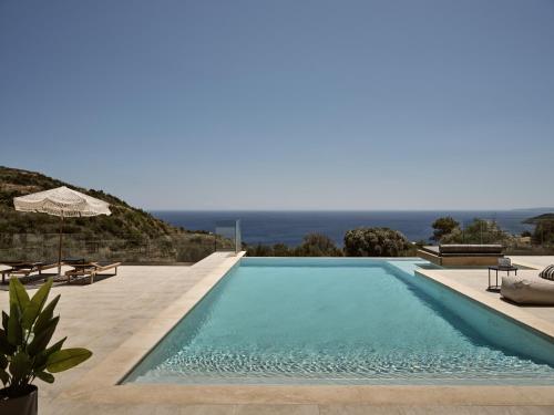 Elle Lux Villa Essence of Endless Blue By ThinkVilla — 4-Star Luxury Hotel in Agios Nikolaos, Greece