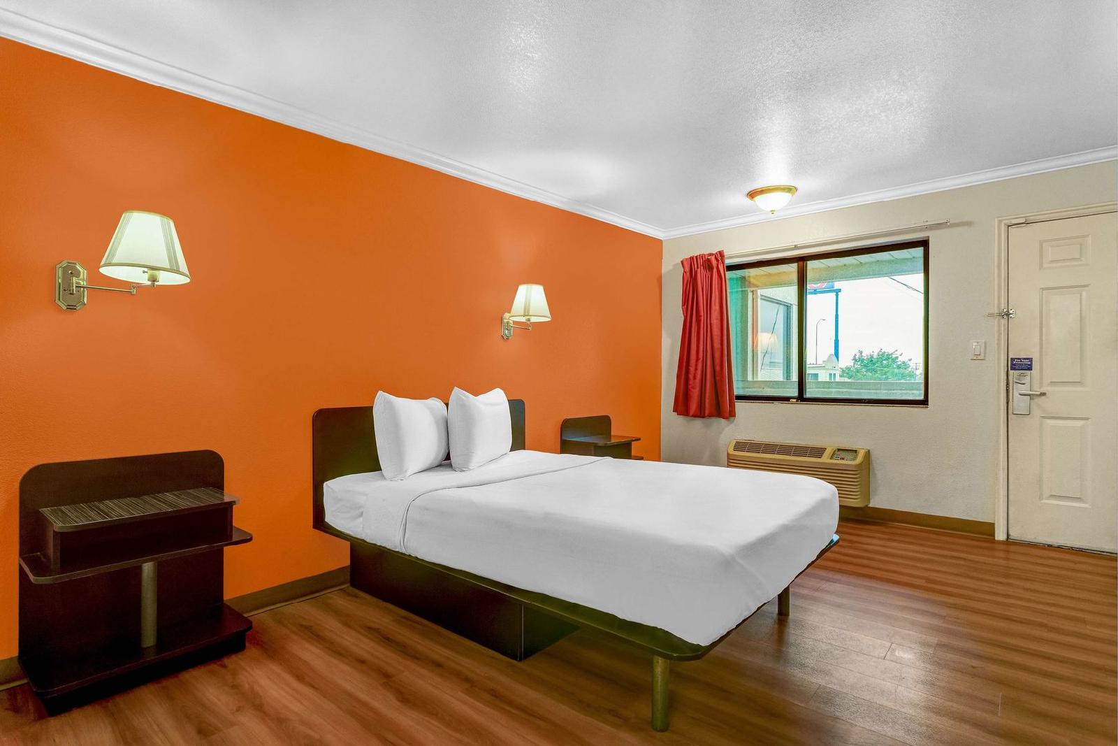 Motel 6 Salt Lake City Central - photo 7
