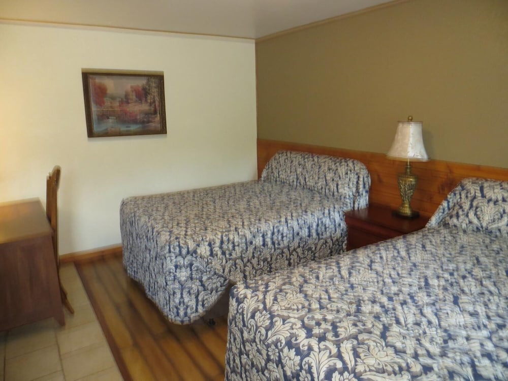 Cool Springs Inn - photo 10