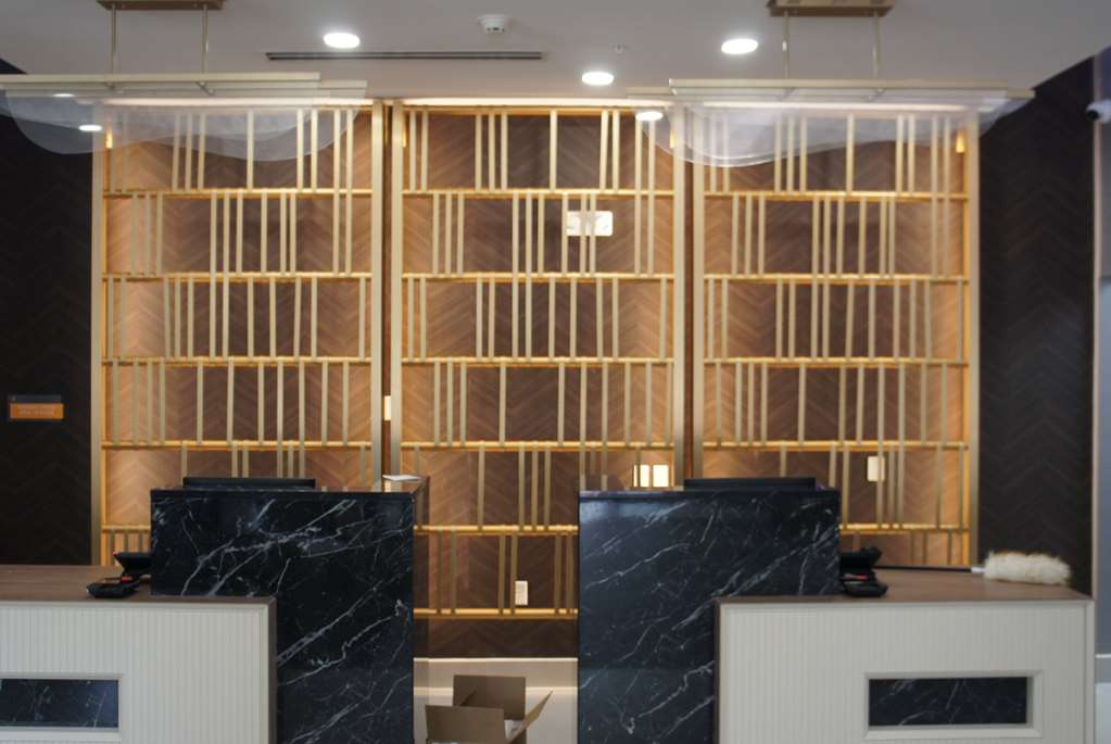 La Quinta Inn & Suites by Wyndham Manchester Arnold AFB - photo 4