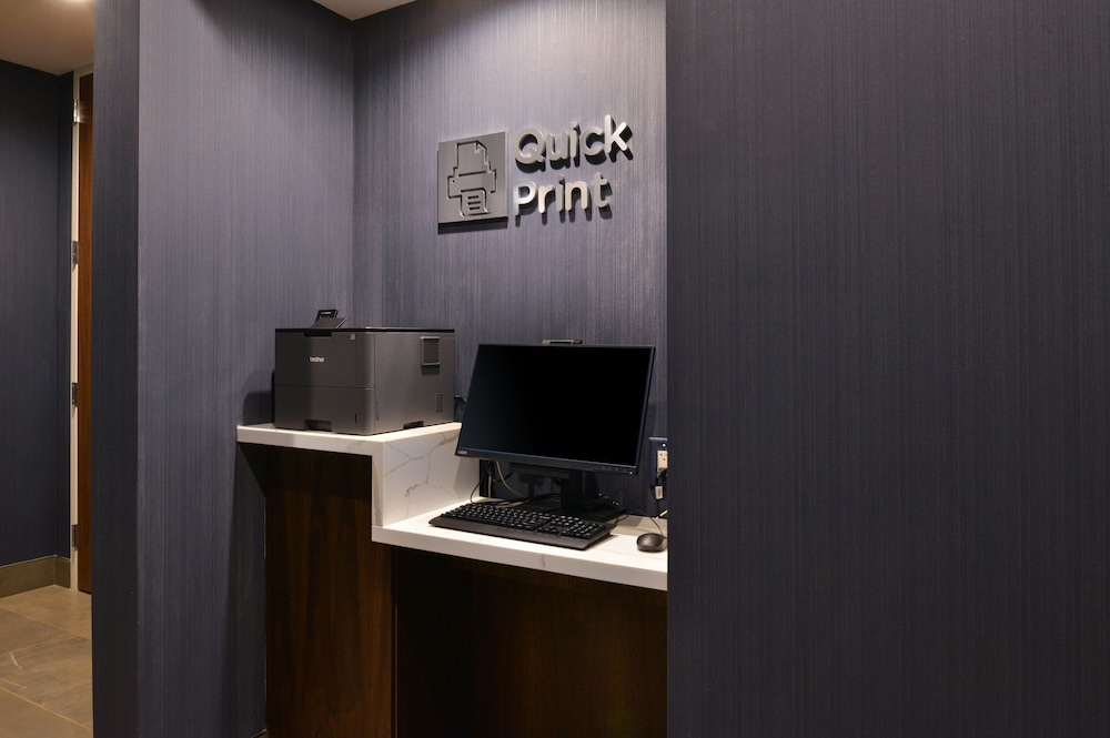 Courtyard by Marriott Raleigh Cary Crossroads - photo 30
