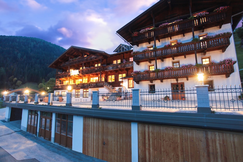 Alpenhotel Wanderniki in Unknown City, Austria