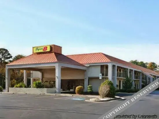 Super 8 Wilson - photo 3