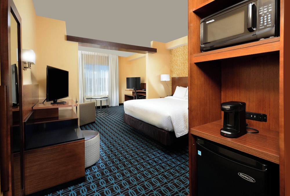 Fairfield Inn & Suites by Marriott Raleigh Capital Blvd. I 540 - photo 18