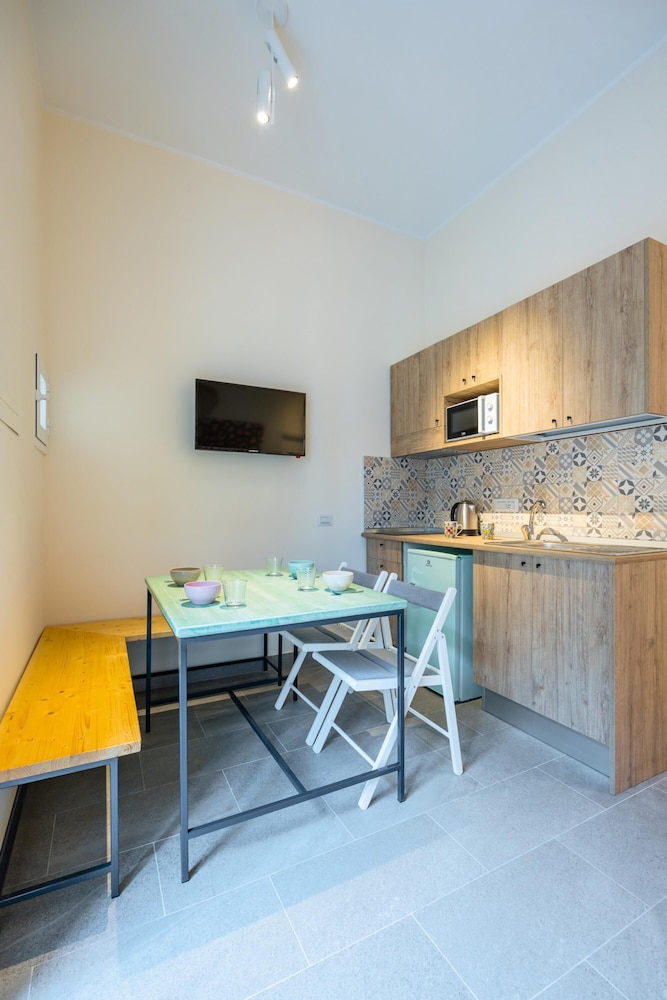 Sky Terrace in Central Station 3 bedrooms — 4-Star Luxury Hotel in Naples, Italy