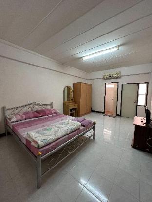 Pimravee Apartment