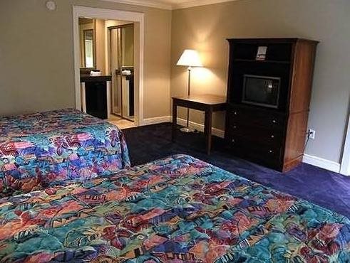 Barons Inn - carbon neutral hotel in Fairhope