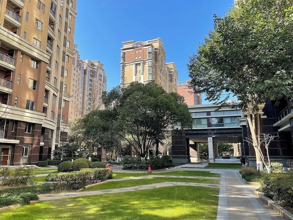 Tyms 3Br 2Ba Apt Gubei Cbd Near Line10 — 4-Star Luxury Hotel in Shanghai, People's Republic of China
