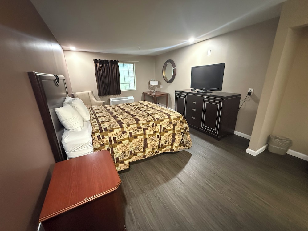 Magnolia Bay Hotel & Suites - photo 3