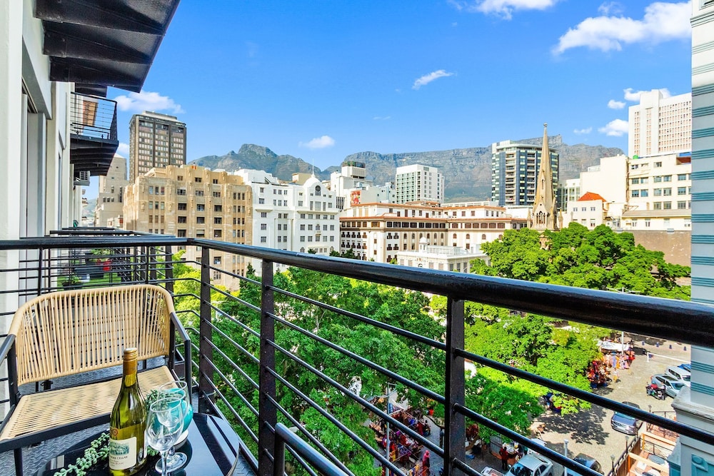 ITC Hospitality Group One Bedrooms Greenmarket Place — 4-Star Luxury Hotel in Cape Town, South Africa