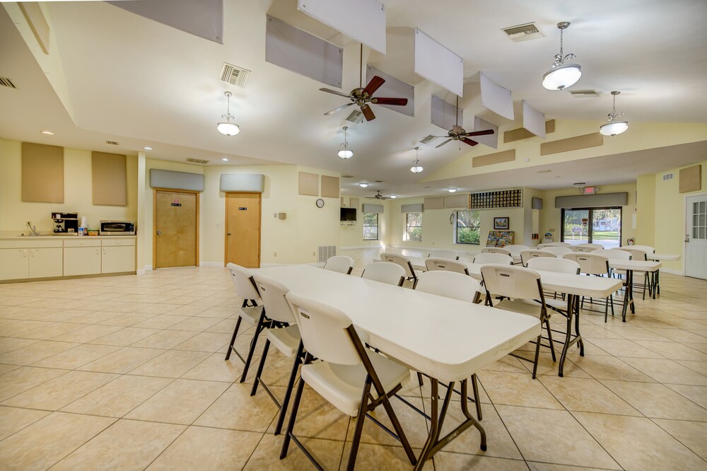 Sun Retreats Crystal River - photo 17