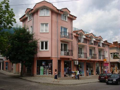 Hotel Deloni in Karlovo, Bulgaria