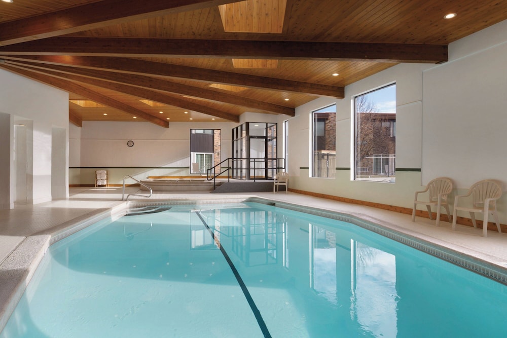 Delta Hotels by Marriott Helena Colonial - photo 21