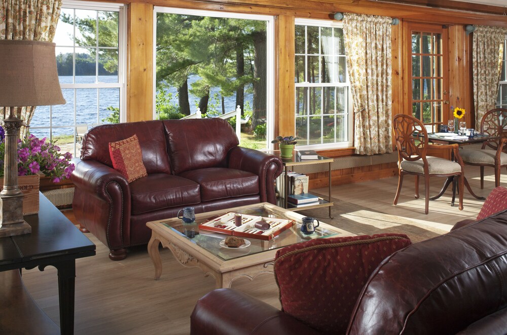 Wolf Cove Inn - photo 63