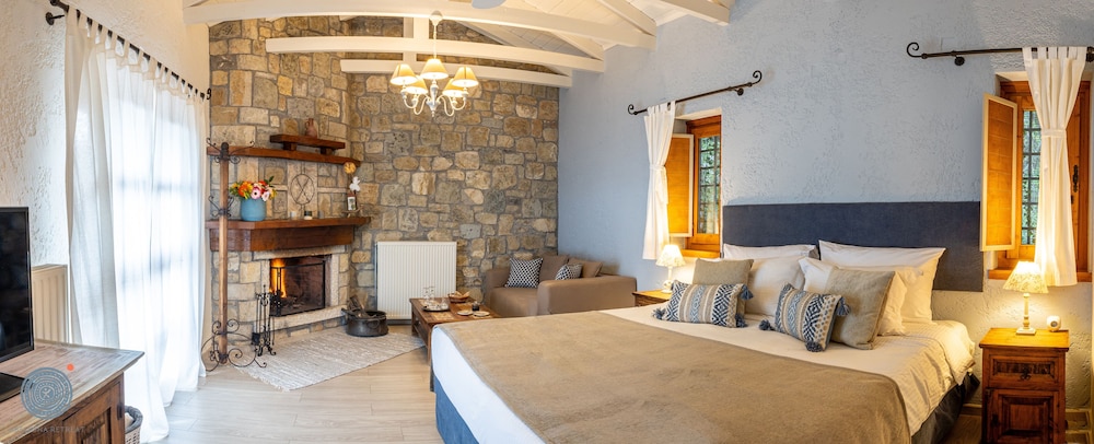 Abeliona Retreat — 4-Star Luxury Hotel in Oichalia, Greece