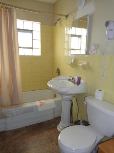 Fountain Motel - photo 12