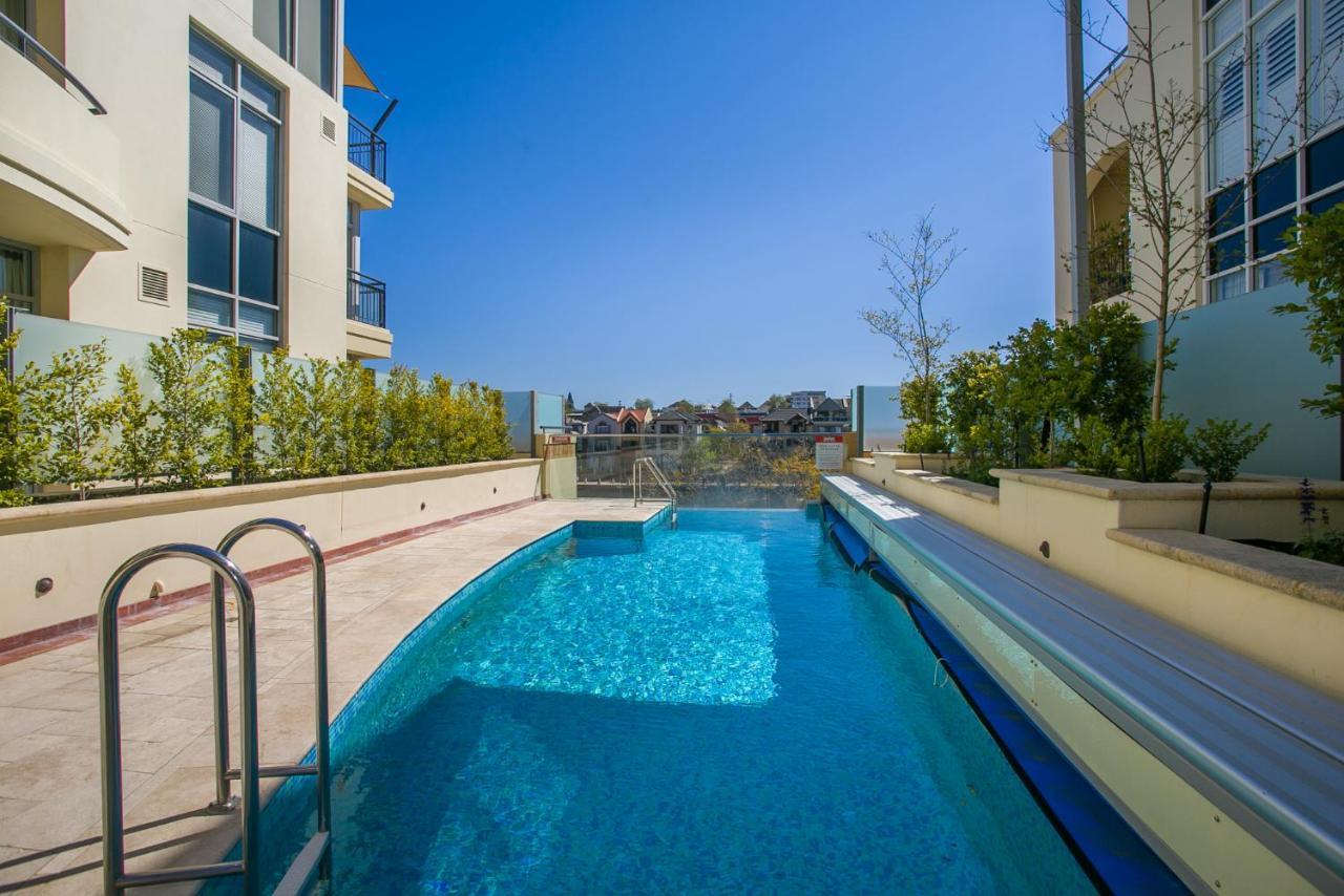 Roya63 20 Royal Respite — 4-Star Luxury Hotel in Perth, Australia