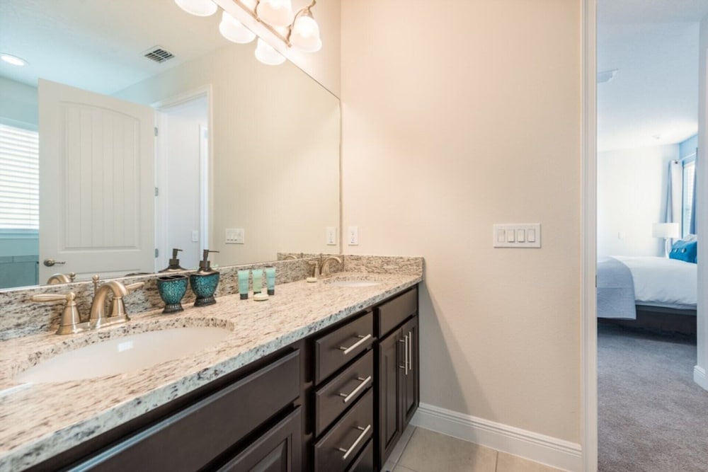 Luxury 8 Bedroom Villa on Encore Resort at Reunion Orlando Villa 2927 - photo 25
