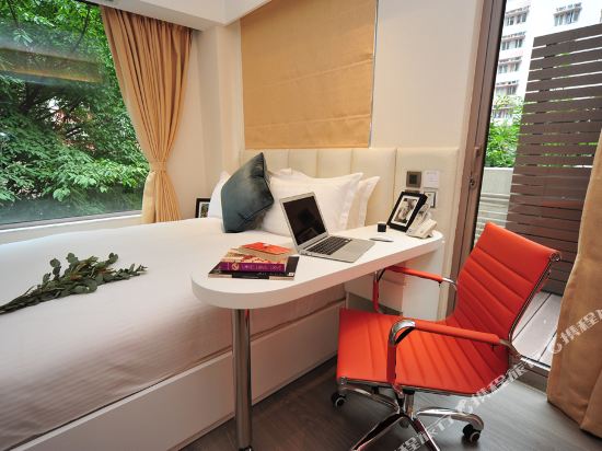 Queen's 100 - last minute hotel in Hong Kong