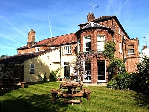 The Lawns - carbon neutral hotel in Holt