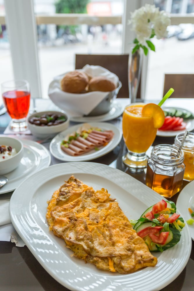 מזון ומשקאות