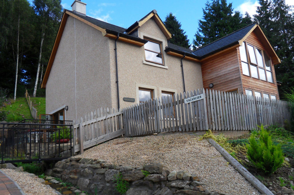 Benvrackie Bed & Breakfast — 4-Star Luxury Hotel in Pitlochry, United Kingdom