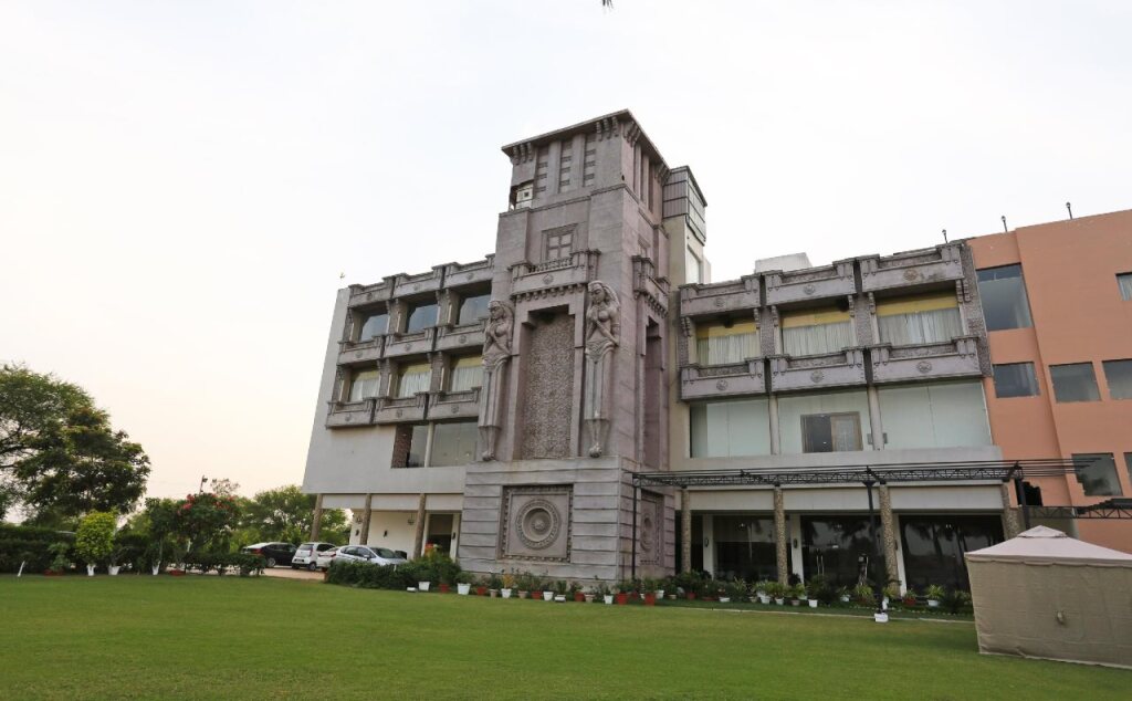 Shiva Inn - last minute hotel in Bilaspur