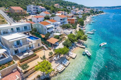 Villa La Perla — 4-Star Luxury Hotel in Rogoznica, Croatia
