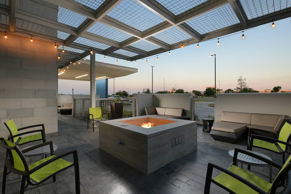 SpringHill Suites by Marriott Texas City - photo 16