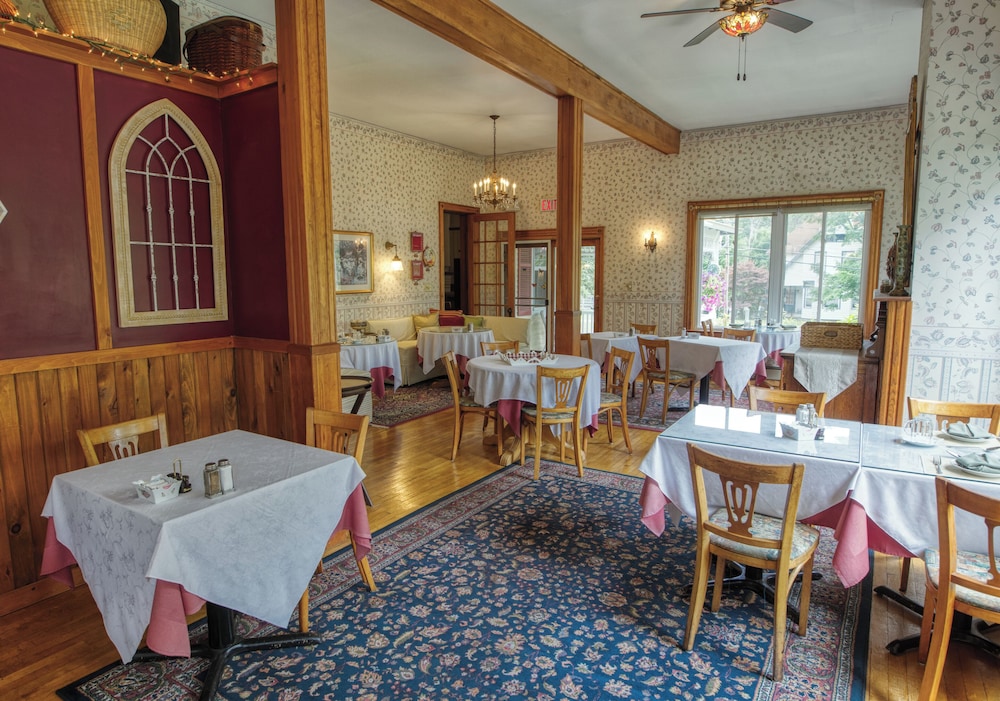 Rockwell Falls Inn and Wine Bar - photo 74