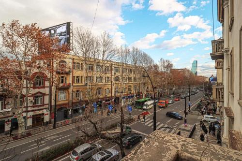 Super Central and Cozy Apartment Next to Stamba