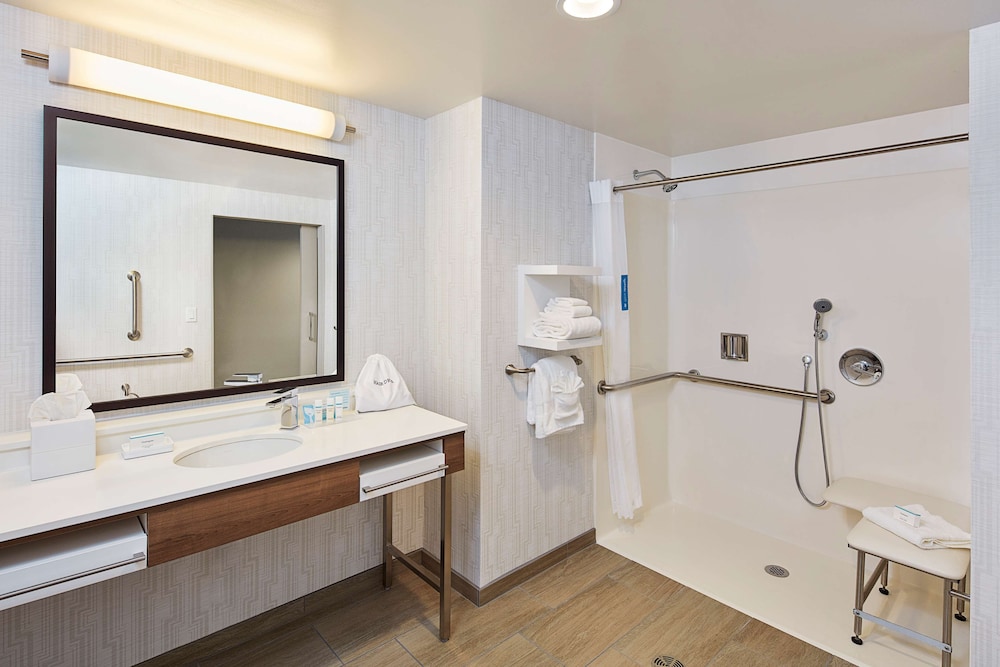 Hampton Inn & Suites Sacramento at Csus - photo 38